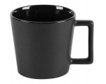 Keramiktasse KIM schwarz mit eckigem Henkel